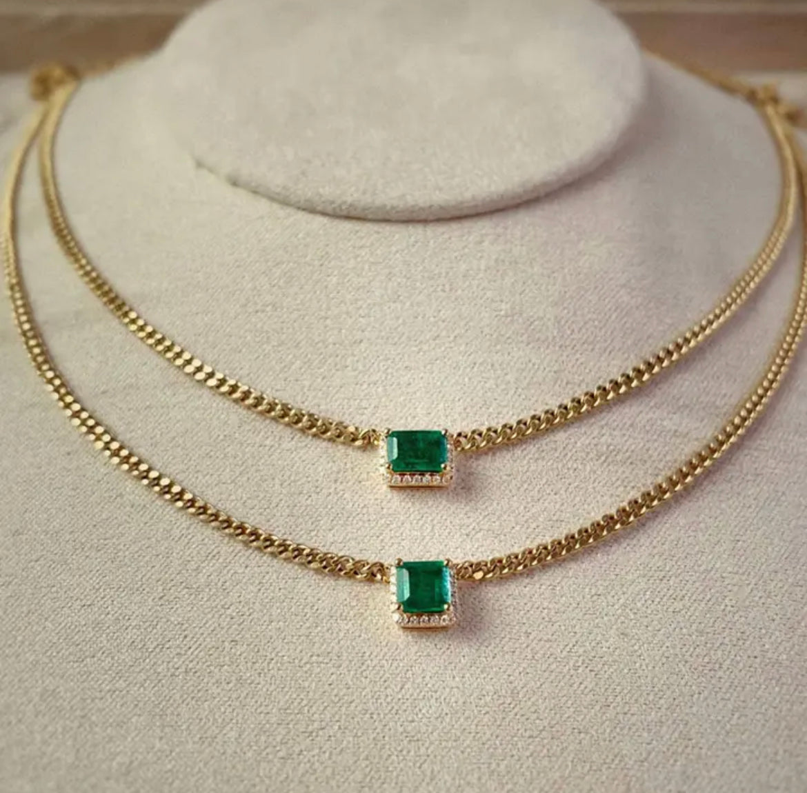 Green Emerald Halo Curb Chain Necklace