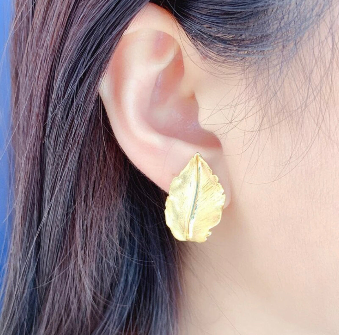 Product Detail:  18k Gold Weight 3.5g